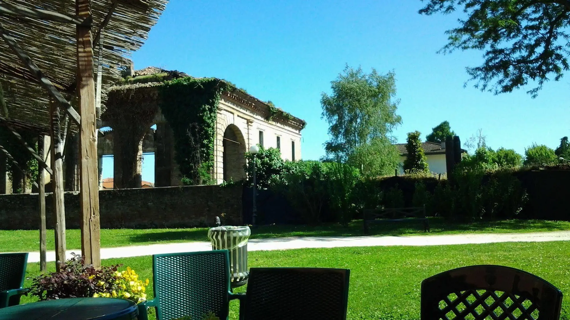Hotel La Corte Correzzola Italia